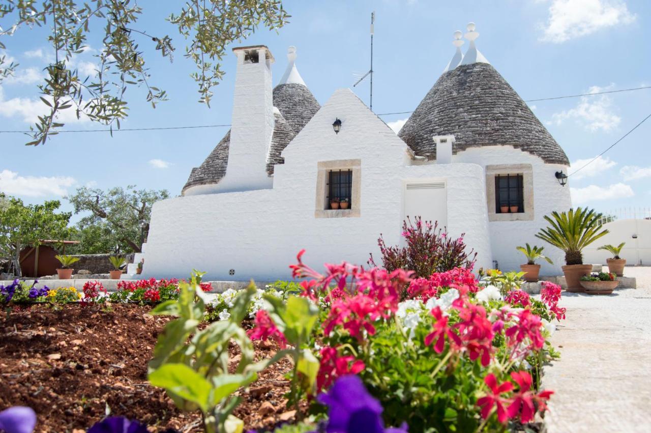 Il Trullo Pellegrini Villa Locorotondo Bagian luar foto