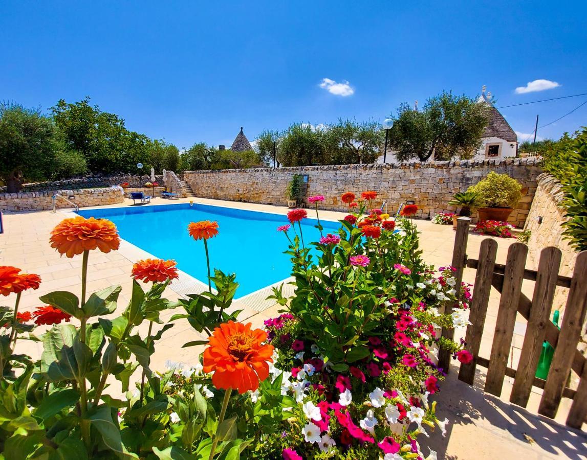Il Trullo Pellegrini Villa Locorotondo Bagian luar foto